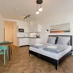 Aparthotel Nena Hermannplatz By Lesa 3*