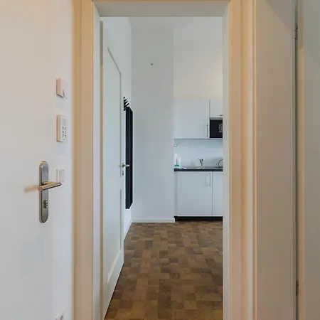 Aparthotel Nena Hermannplatz Berlino