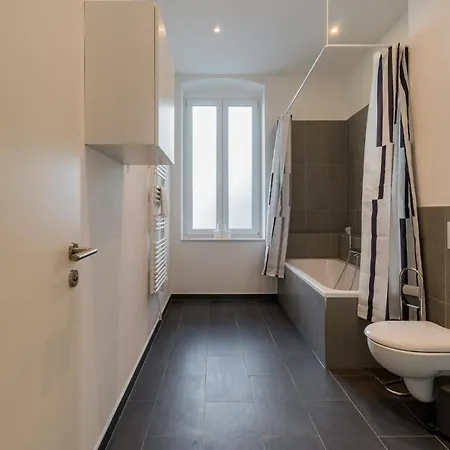 Nena Hermannplatz Aparthotel