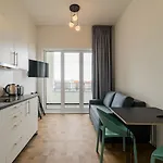 Nena Hermannplatz 3* برلين