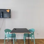Nena Hermannplatz شقة فندقية برلين