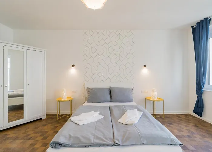 Nena Hermannplatz 3*