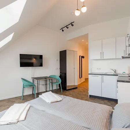 Nena Hermannplatz Apartmanhotel Berlin