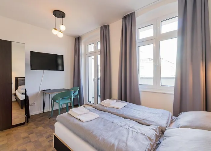 Lägenhetshotell Nena Hermannplatz 3*