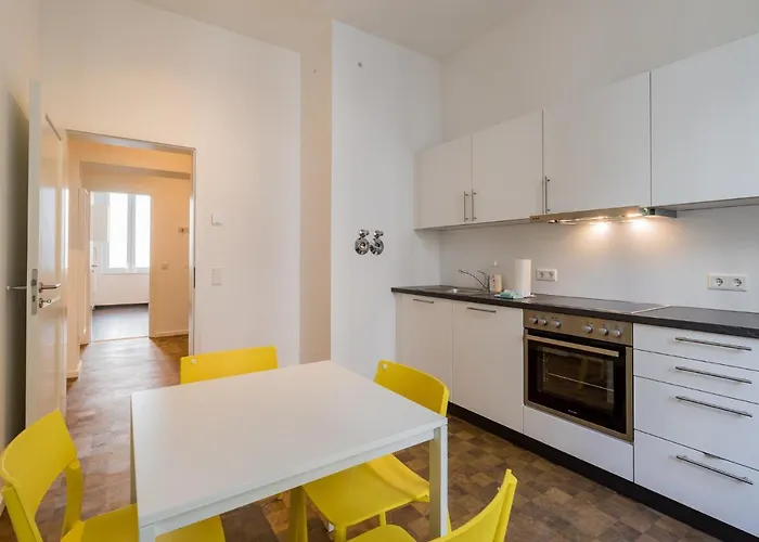 Nena Hermannplatz Apartmanhotel Berlin