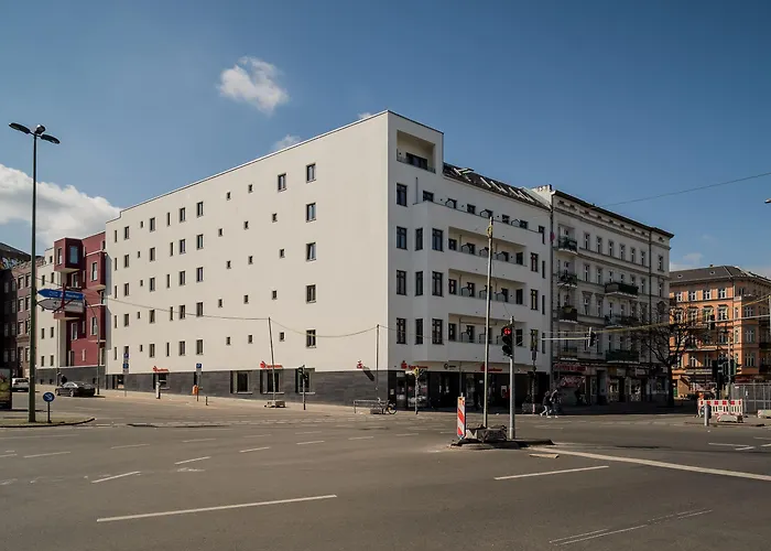 Nena Hermannplatz 3* Berlin