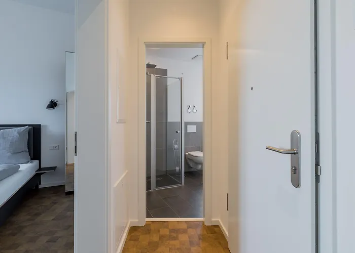 Apartmanhotel Nena Hermannplatz 3*